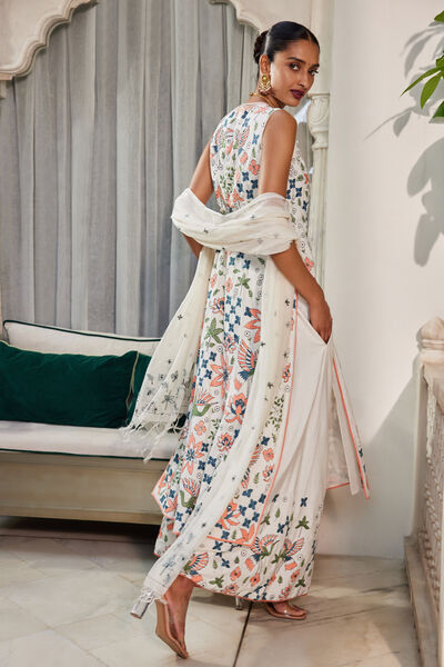 Svaha Suit Set - White